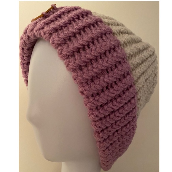 NWT Loom Knitted Hats, Warm and cozy, Knitting, Hats, Handmade by Seller - Picture 1 of 4